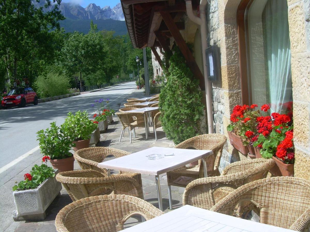 Hotel Косгая Екстериор снимка